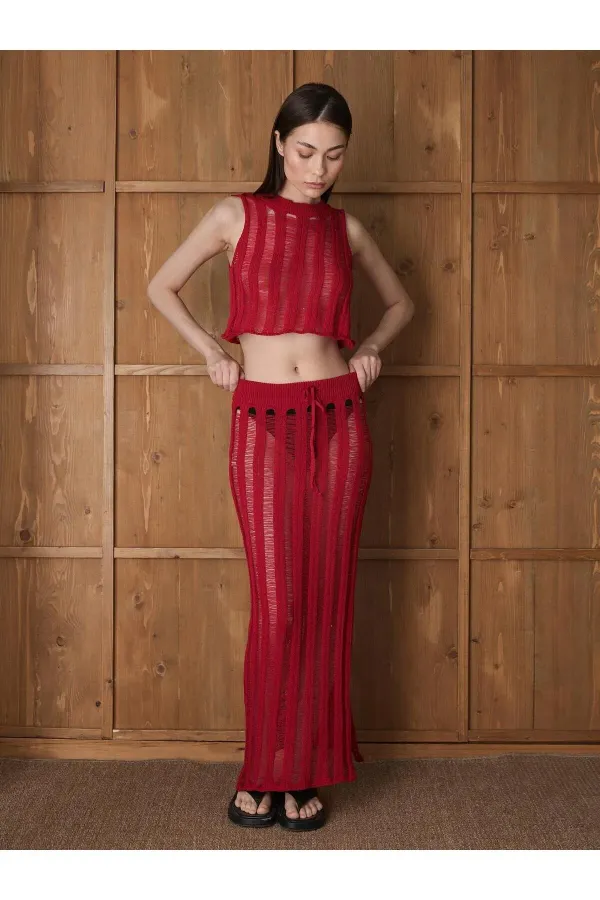 Ensemble de plage blouse et jupe rouges