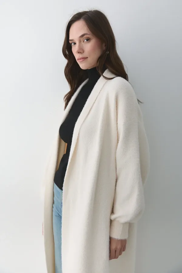 Gilet long en maille crème - 251015