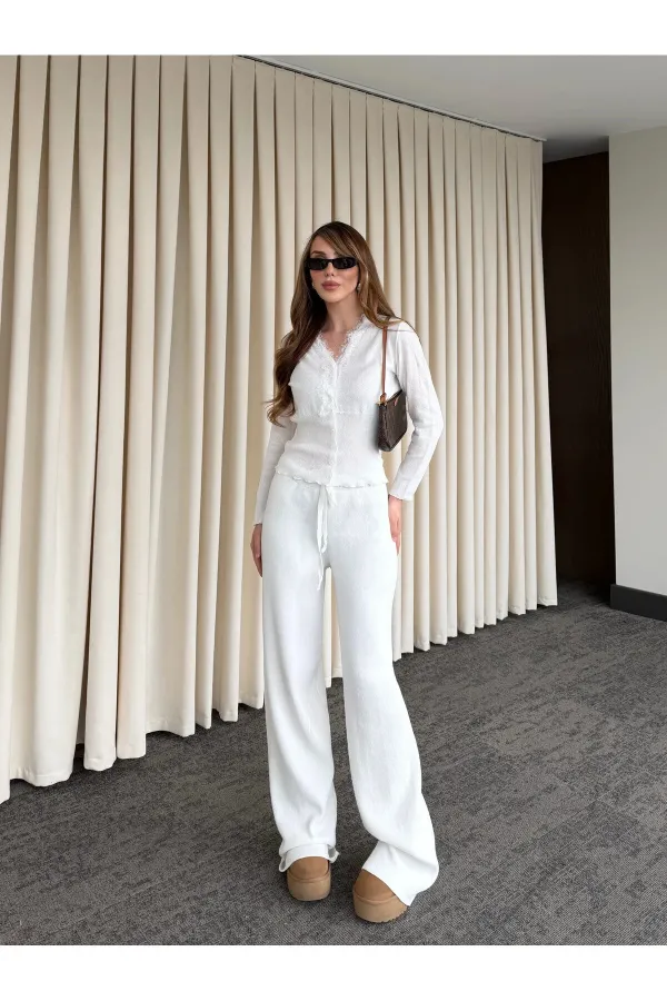 Off-white Lace Two-Piece Knit Set - 2602 Off-white Lace Two-Piece Knit Set - 2602