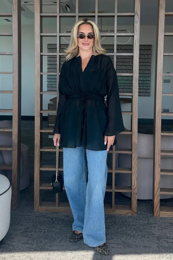 Chemise en voile de lin noir avec détail à la taille