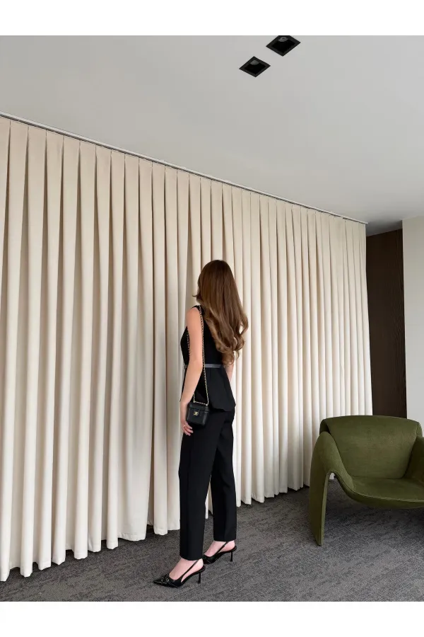 Siyah Kemerli Düğmeli Yelek - 9682