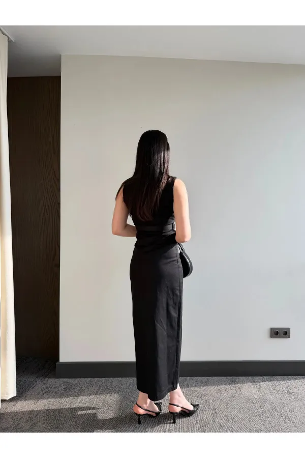 Siyah Düğmeli Kemerli Gabardin Elbise - 5002