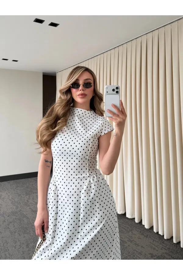 Beyaz Puantiyeli Uzun Elbise - 5092