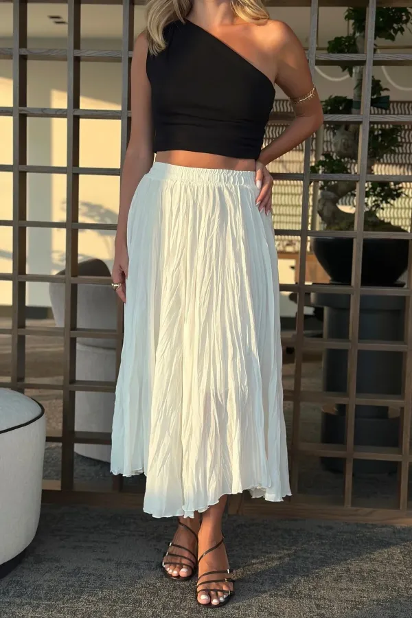 Siyah Tek Omzu Açık Asimetrik Bluz - 251006