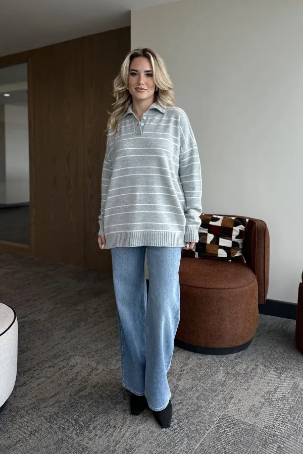 Grey and White Striped Sweater -1510