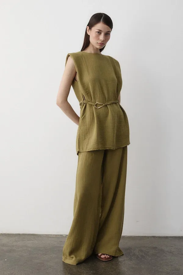 Haki Aksesuar Detaylı İkili Takım