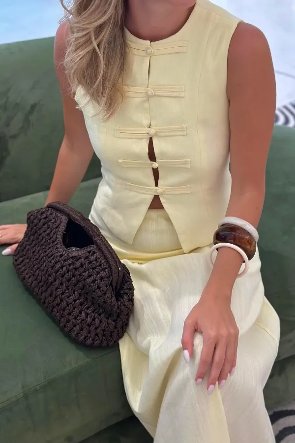 Sarı Brit Detaylı Yelek Etek Takım