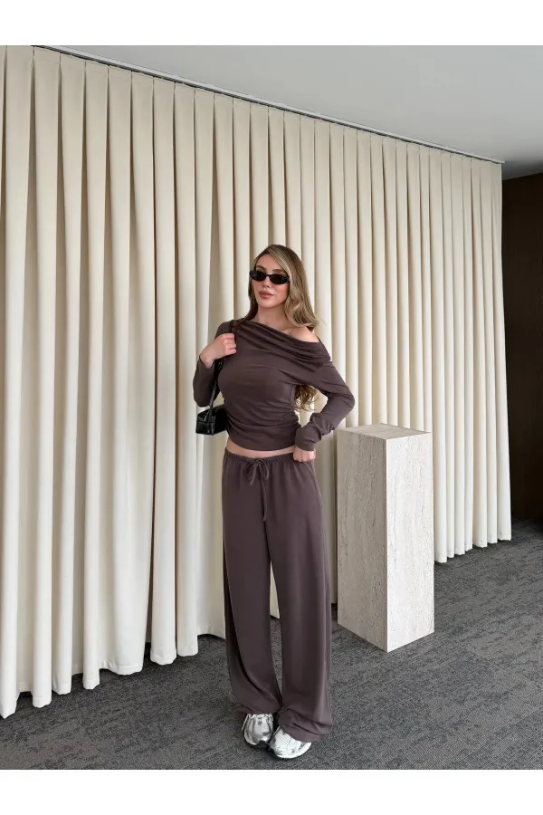 Kahverengi Kayık Yaka Modal İkili Takım - 7323