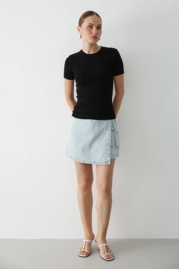 Siyah Düz Body - 251113