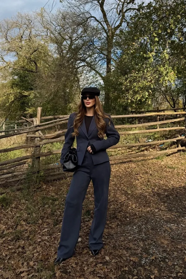 Navy Blue One-Button Jacket and Trousers Suit - 9480