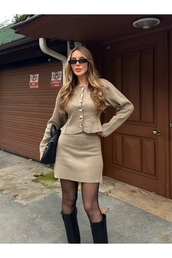 Ensemble cardigan et jupe cintrée en vison -0611