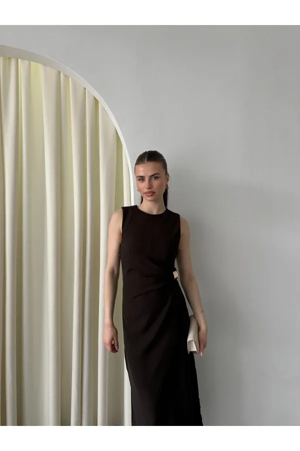 Kahverengi Gold Tokalı Elbise