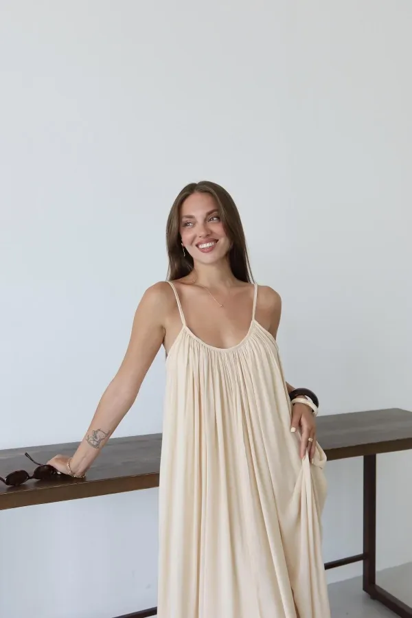 Taş Askılı Rahat Kesim Elbise