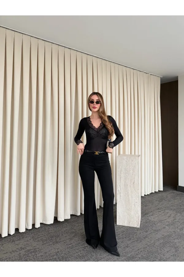 Pantalon noir à jambes larges style espagnol - 1404