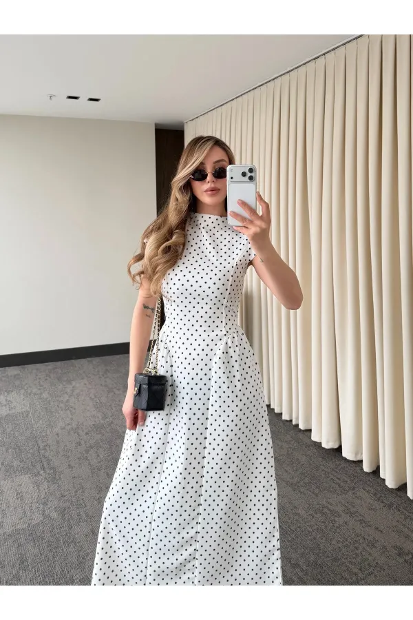 Beyaz Puantiyeli Uzun Elbise - 5092