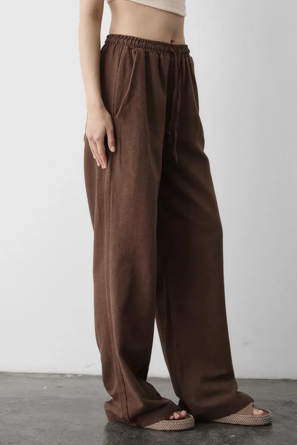 Pantalon marron en coton et lin avec taille élastique