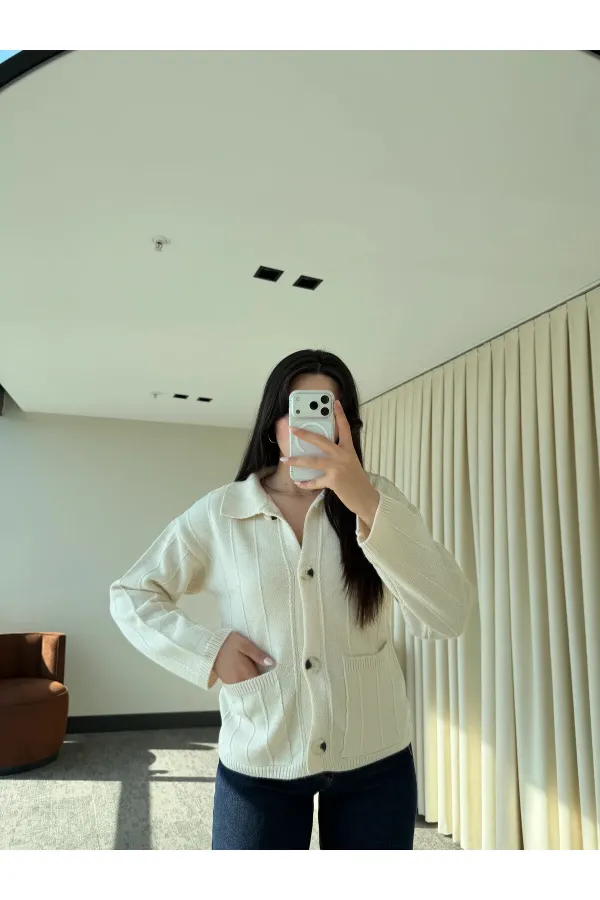 Ekru Büyük Cepli Hırka - 9011