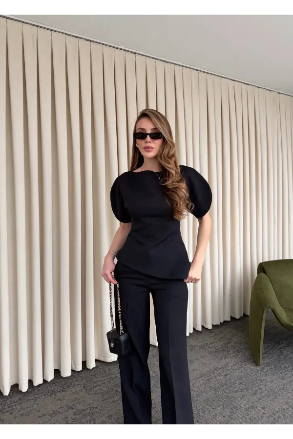 Ensemble chemisier asymétrique noir à manches ballon et pantalon - 25194