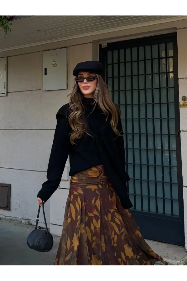 Siyah Şal Detaylı Kazak - 251180