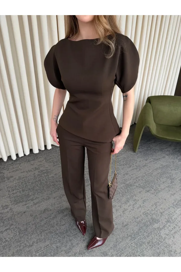 Ensemble chemisier et pantalon asymétrique marron à manches ballon - 25194