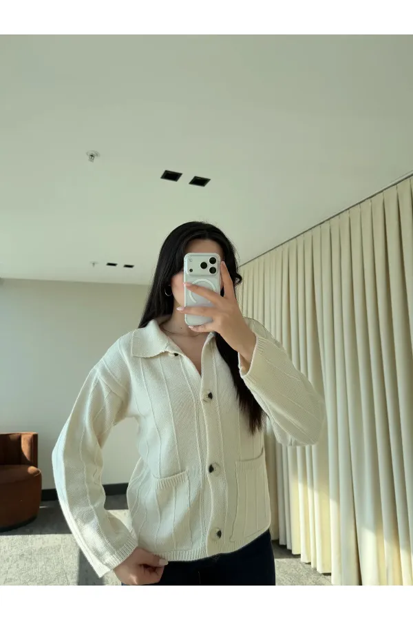 Ekru Büyük Cepli Hırka - 9011