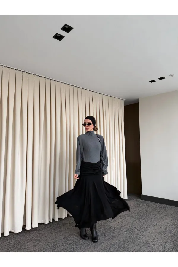 Jupe noire à ceinture froncée - 3366