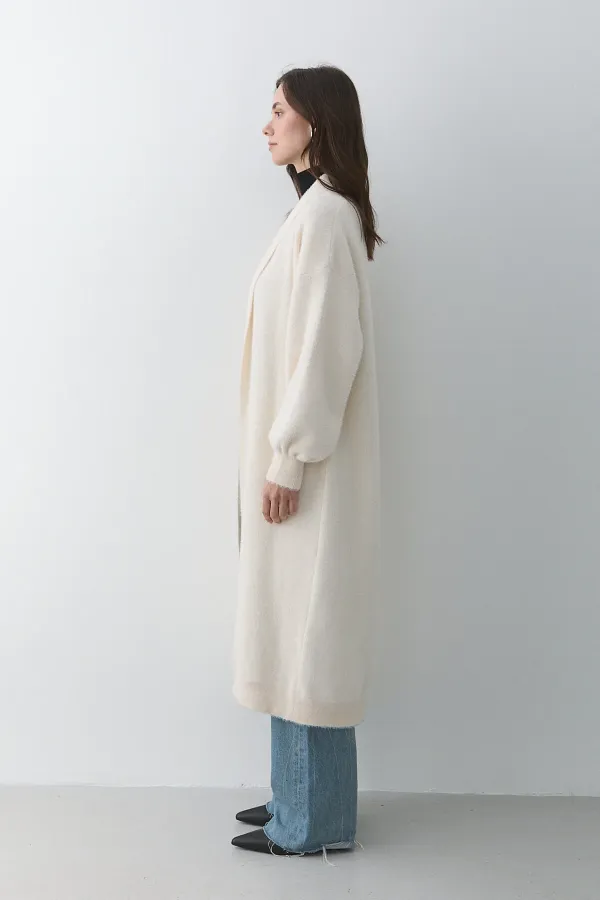 Gilet long en maille crème - 251015