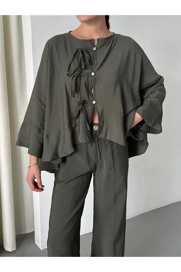 Ensemble chemisier et pantalon kaki avec détails de surpiqûres au col - 9002