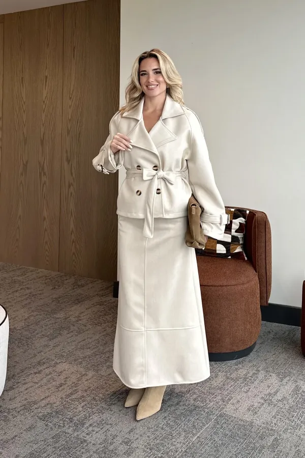 Ensemble veste et jupe en daim crème - 0310