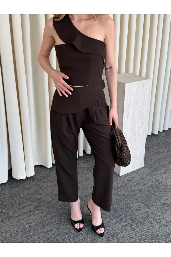Acı Kahve Tek Omuz Tasarım Yaka Bluz Pantolon Takım - 8003