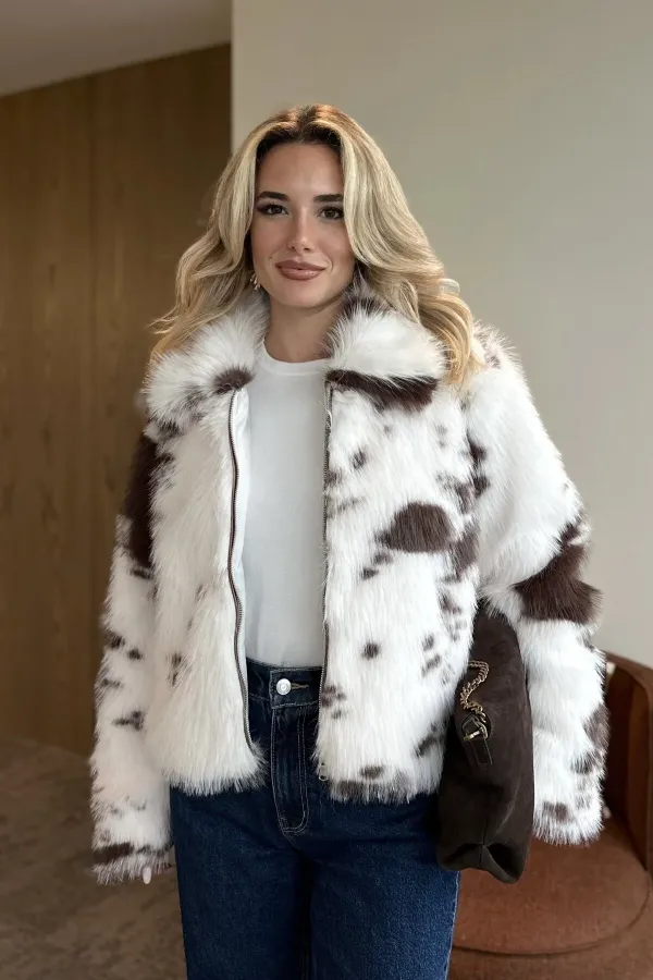 Off-Brown Patterned Zippered Fur Coat - 85154