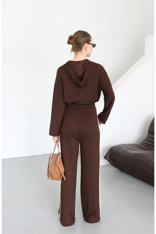 Ensemble à capuche marron avec garniture - 8569