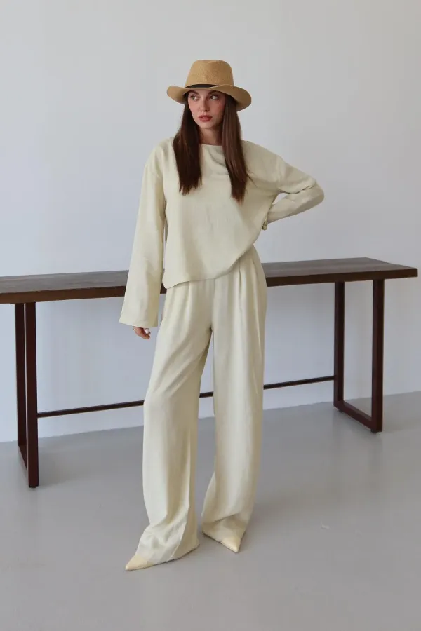 Ensemble chemisier et pantalon jaune Marisol