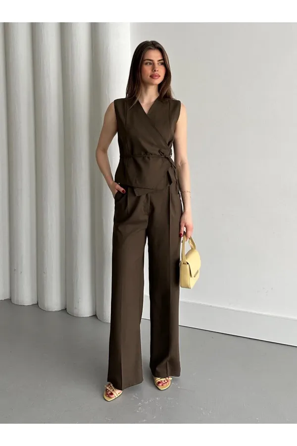 Ensemble gilet et pantalon croisé marron