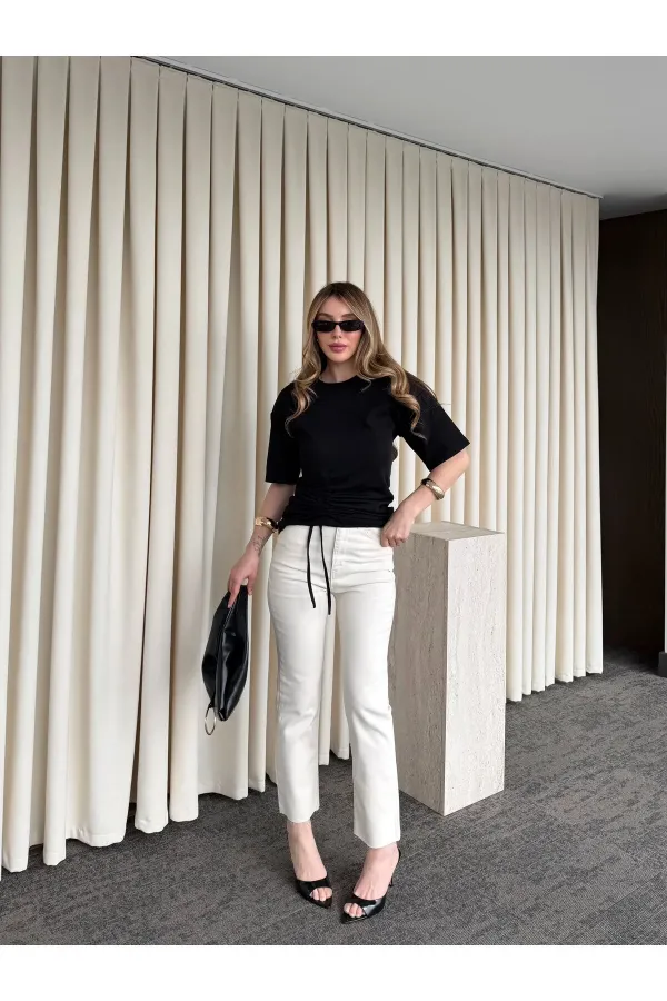 Bej Kesik Paça Detaylı Jean - 520