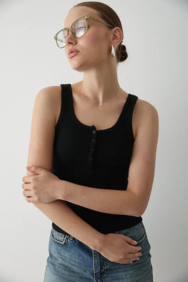 Black Front Buttoned Tank Top - 251001