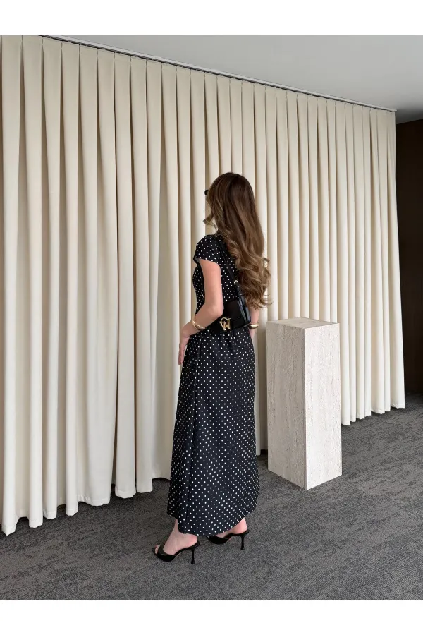 Robe longue noire à pois - 5092