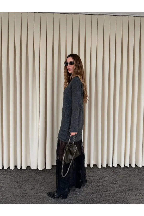 Antrasit Tül Detaylı Uzun Triko Elbise - 251009