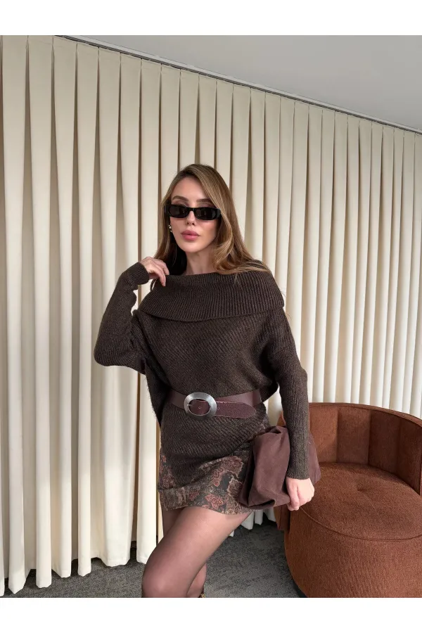 Kahverengi Kayık Yaka Asimetrik Kazak - 251193