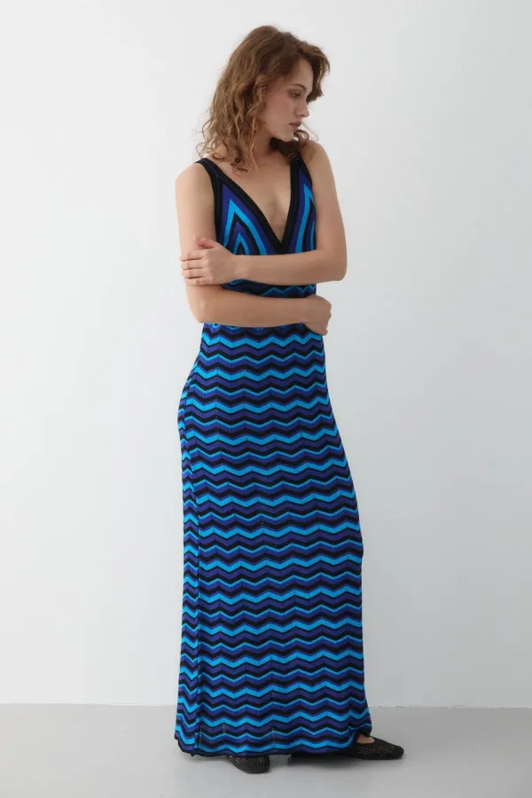 Navy Blue Zigzag Pattern Beach Dress