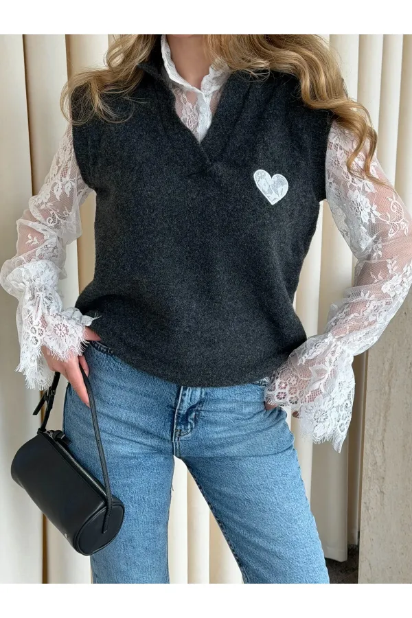 Anthracite Sweater with Heart Embroidery, Lace Sleeves and Collar - 1247
