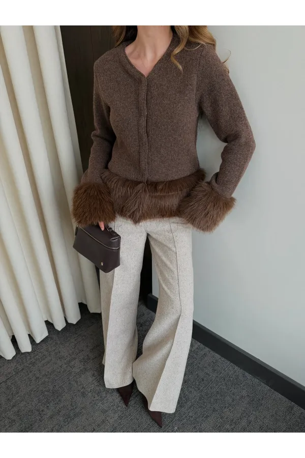 Kahverengi Kolları Kürklü Hırka - 251104