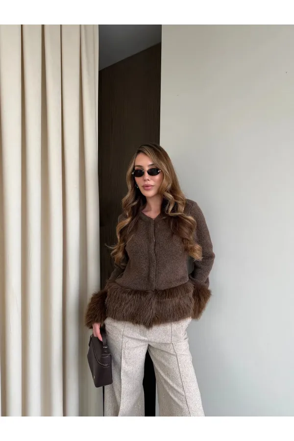 Kahverengi Kolları Kürklü Hırka - 251104