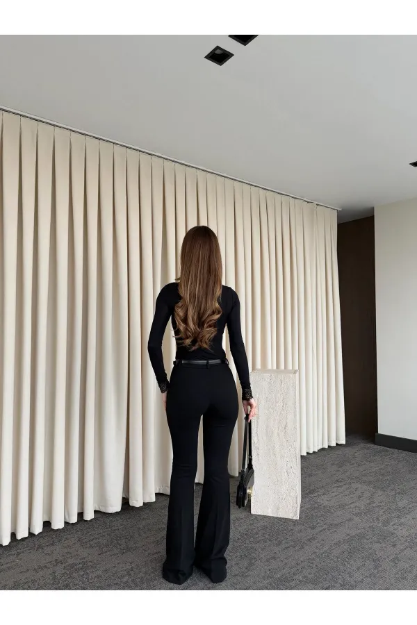 Pantalon noir à jambes larges style espagnol - 1404