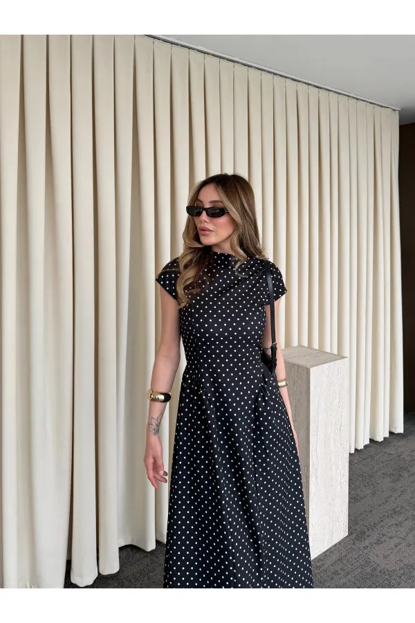 Robe longue noire à pois - 5092