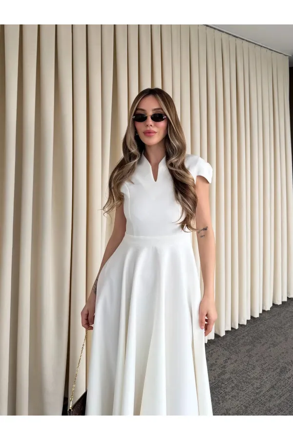 Beyaz Mini V Yaka Elbise - 242480