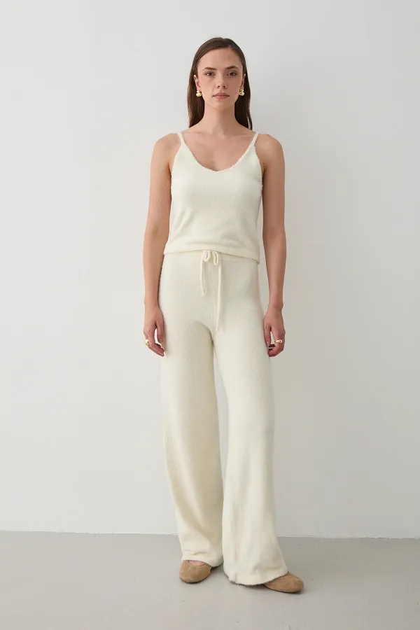 Ensemble trois pièces écru duveteux