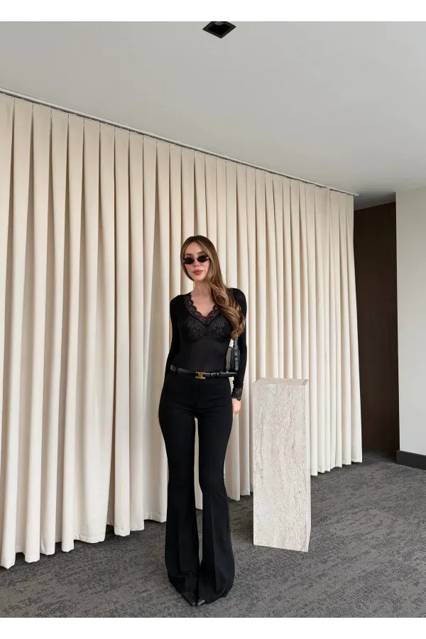 Black Cashmere Textured Blouse with Lace Detail and V-Neck - 1727