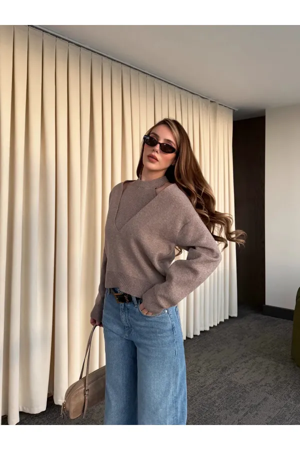 Bej İkili V Yaka Kazak - 251206