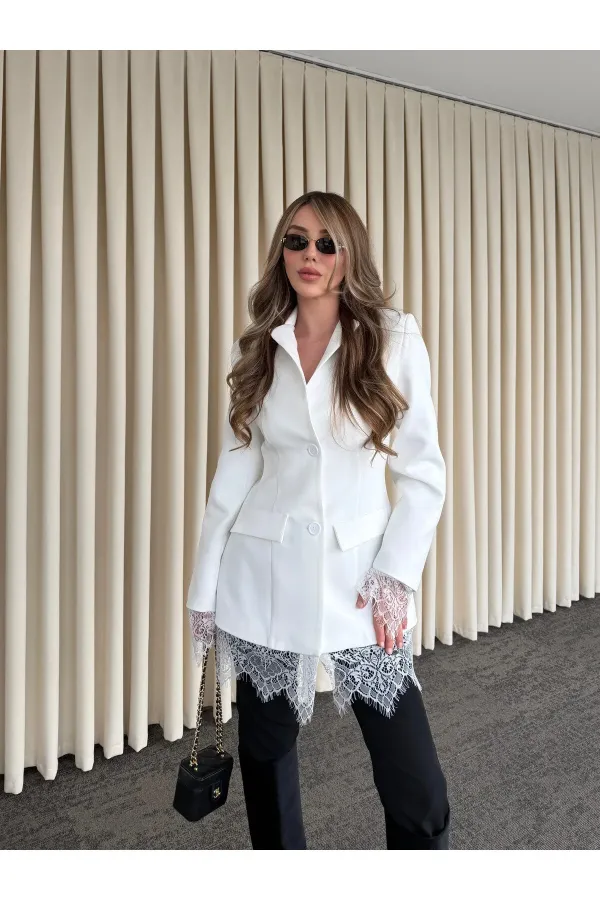 Beyaz Eteği Manşeti Dantelli Ceket - 2861
